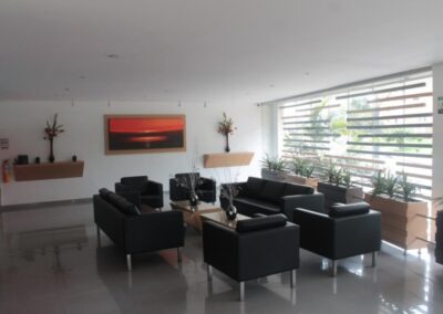 CV-00016 LOBBY 1