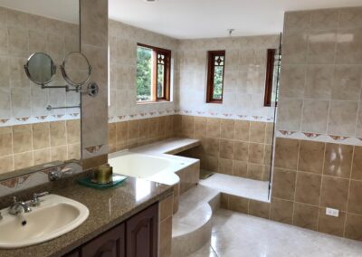 CV-00032 BAÑO 2