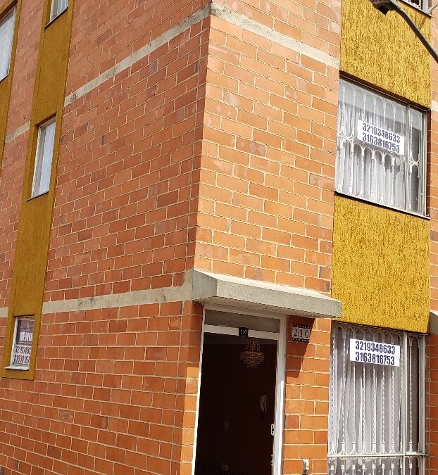 VENTA DE CASA CONJUNTO VILLAS DE CASTILLA CV 00056