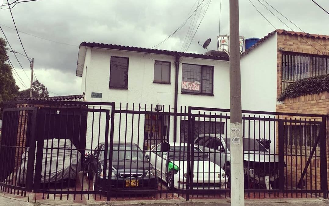 VENTA DE CASA ESQUINERA EN BARRIO CASTILLA CV 00060