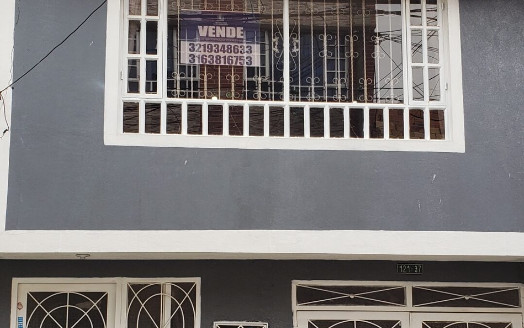 VENTA DE CASA EN ENGATIVA CON RENTA CV 00072